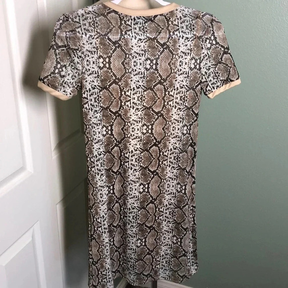 POPULAR 21 Animal Print Dress - Picture 3 of 8